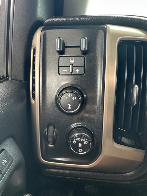 2015 GMC Sierra Image 20