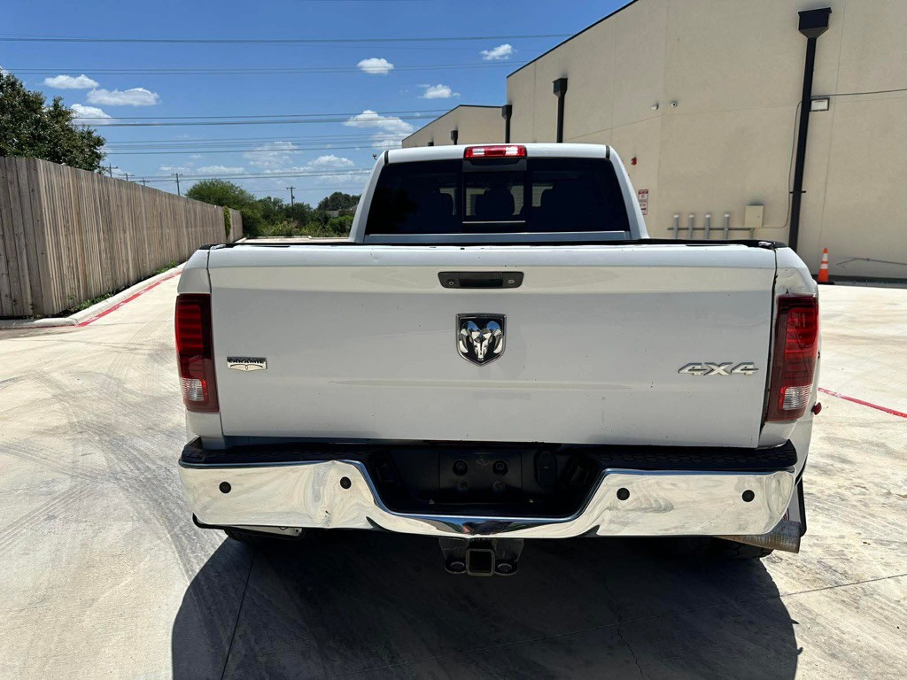 2015 RAM 3500 Image 7