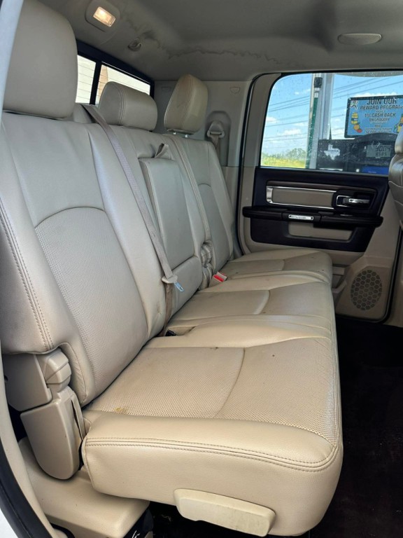 2015 RAM 3500 Image 8