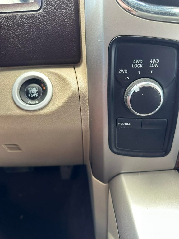 2015 RAM 3500 Image 16
