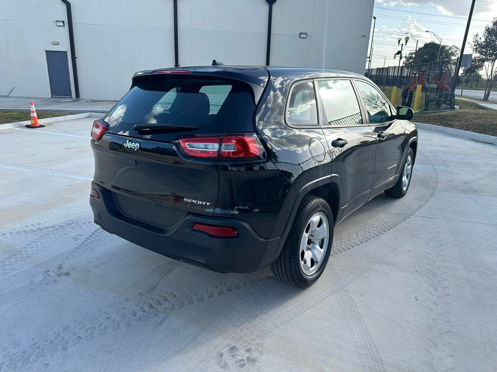 2016 Jeep Cherokee Image 8