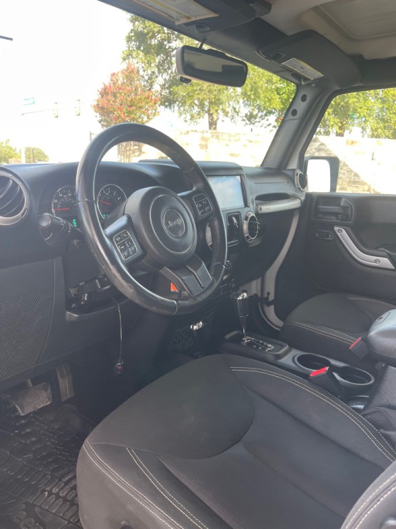 2016 Jeep Wrangler Unlimited Image 17