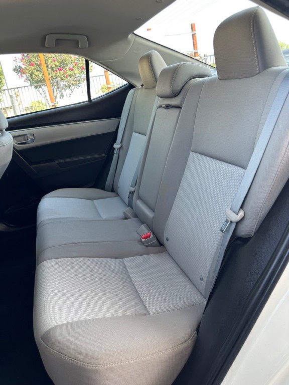 2016 Toyota Corolla Image 9