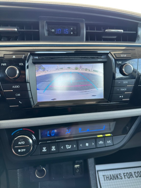 2016 Toyota Corolla Image 19