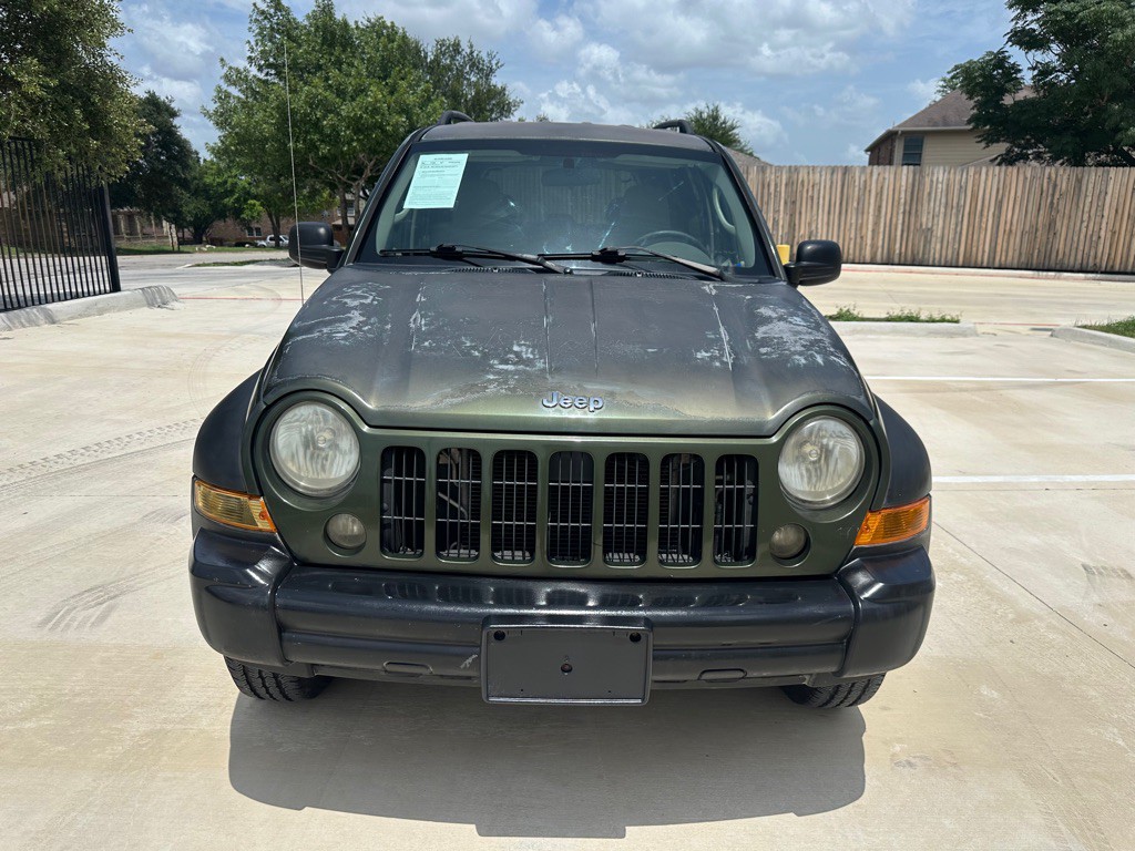 2007 Jeep Liberty Image 8