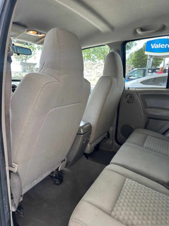 2007 Jeep Liberty Image 10