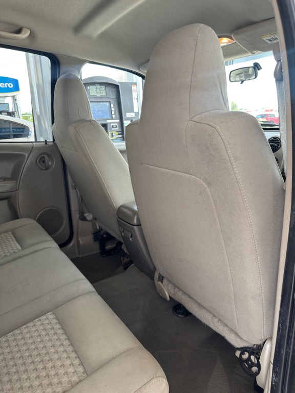 2007 Jeep Liberty Image 12