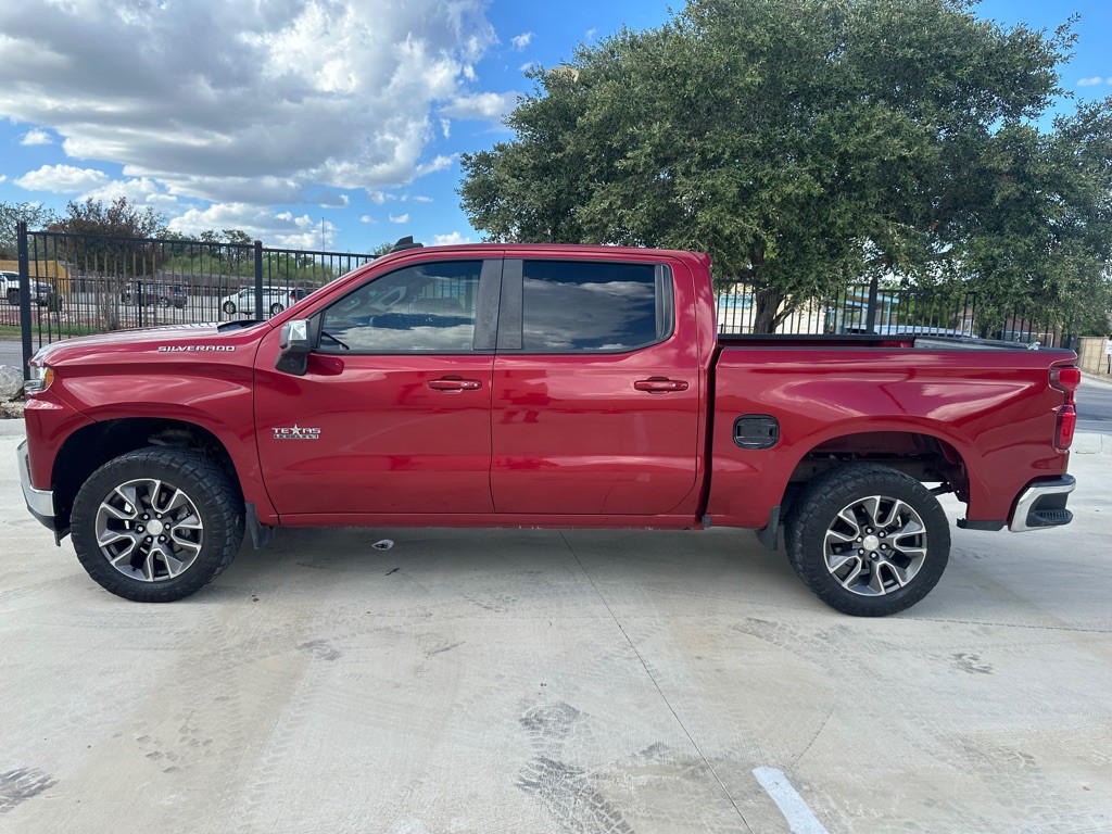 2019 Chevrolet Silverado 1500 Image 2