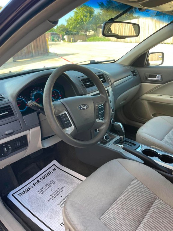 2011 Ford Fusion Image 25