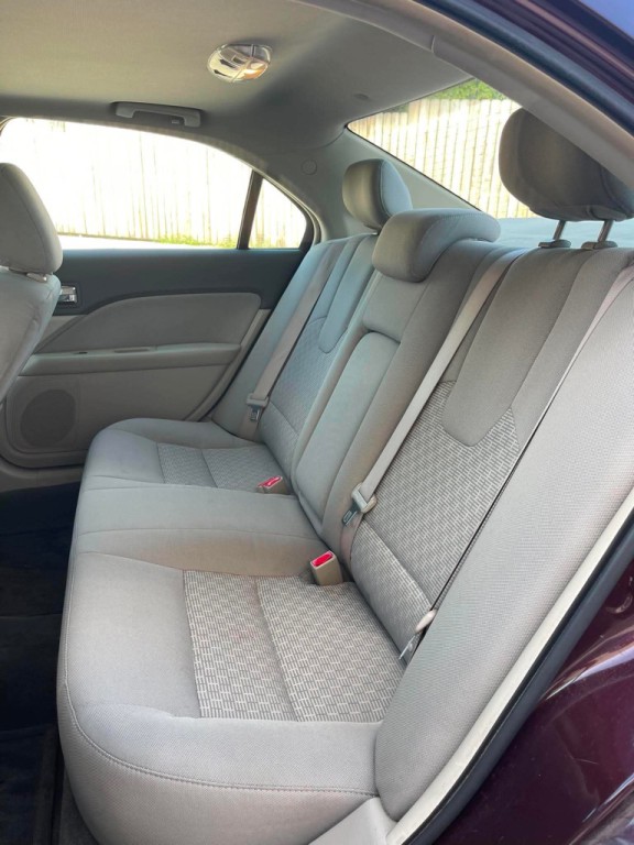 2011 Ford Fusion Image 29