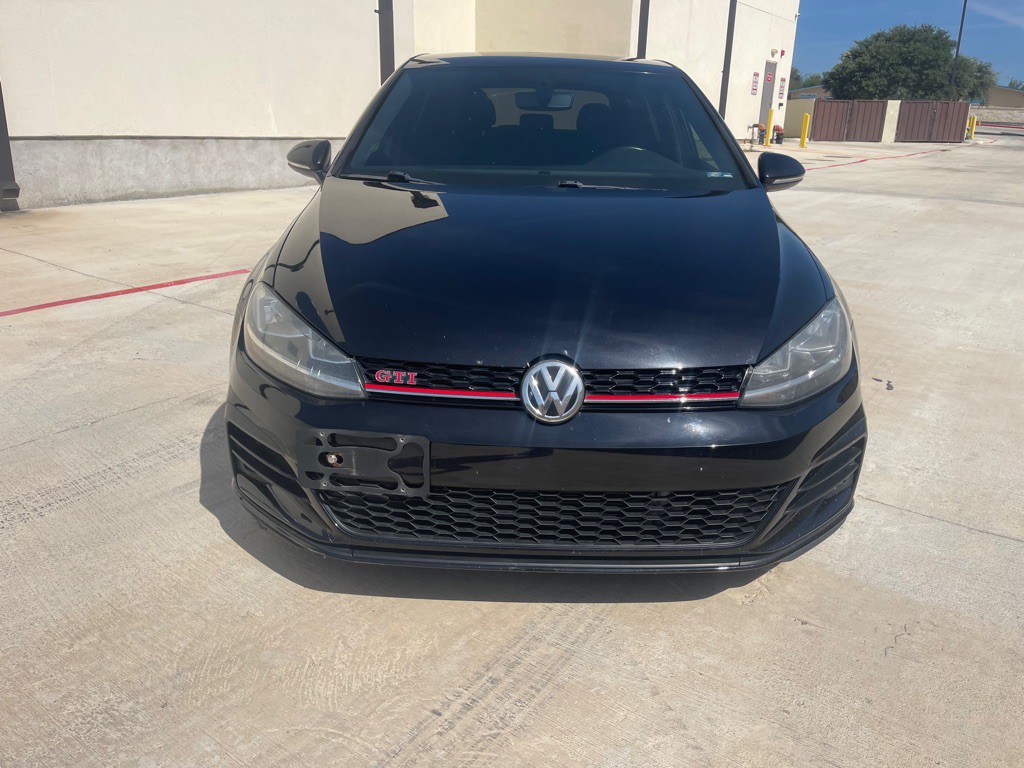 2019 Volkswagen GTI Image 2
