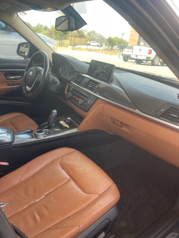 2014 BMW 3 Series Image 13