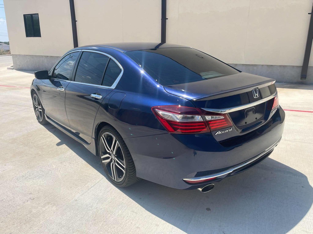 2016 Honda Accord Image 6