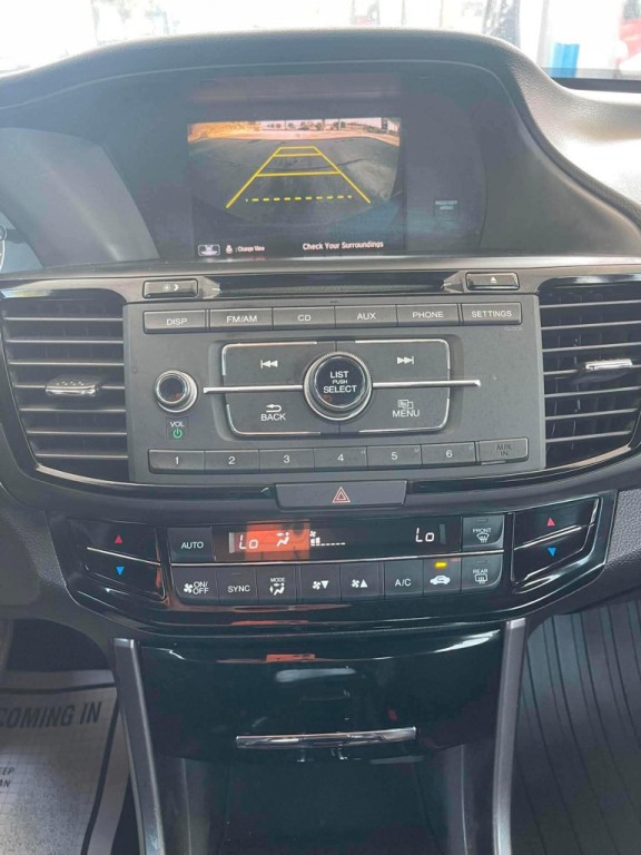 2016 Honda Accord Image 14