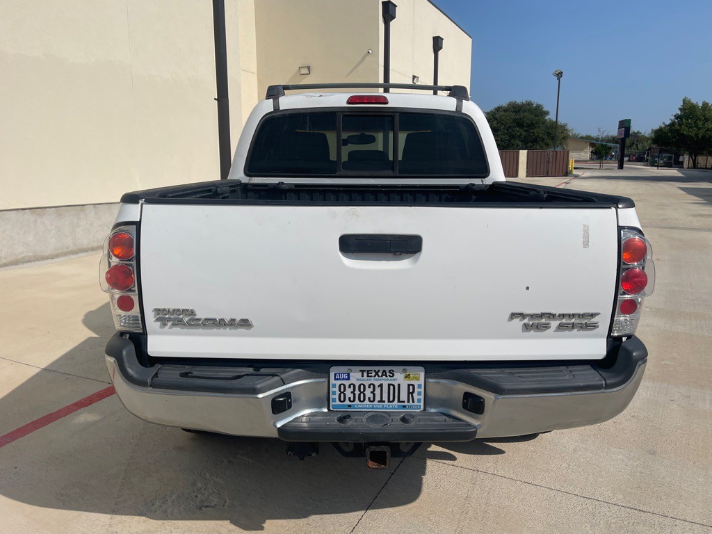 2005 Toyota Tacoma Image 4