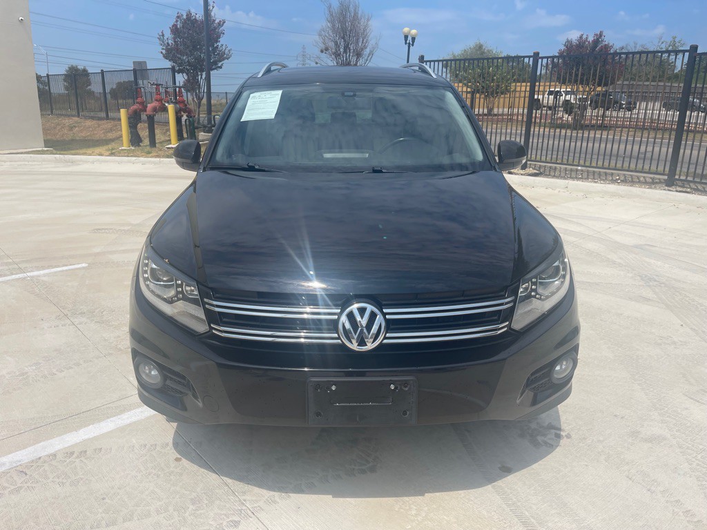 2016 Volkswagen Tiguan Image 2