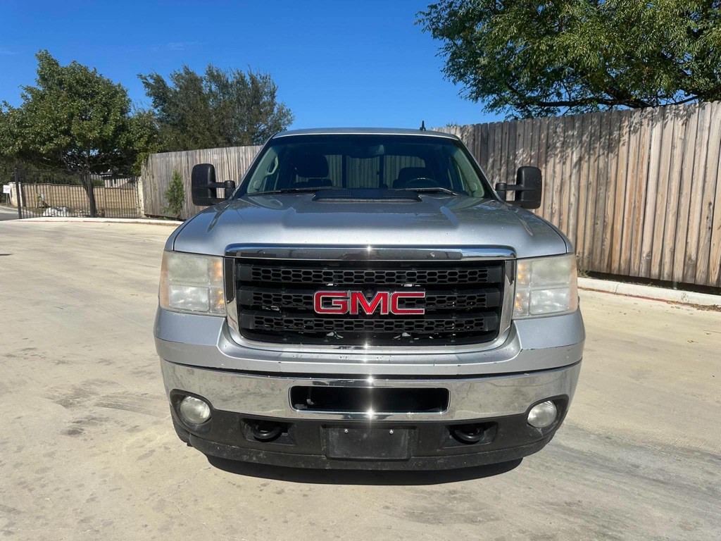 2011 GMC Sierra Image 8