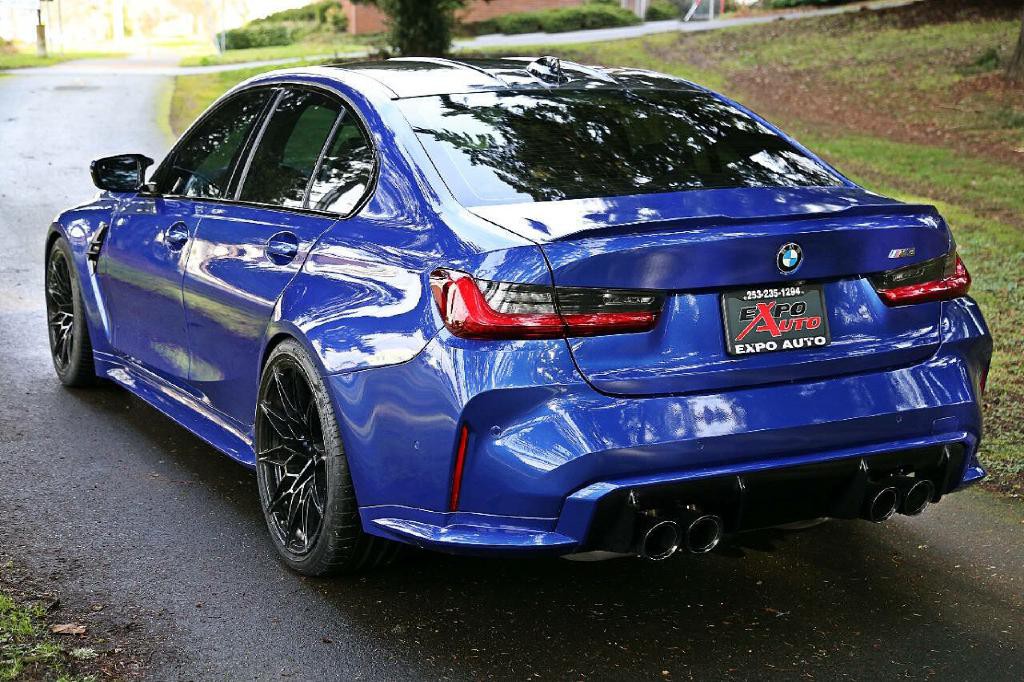 2022 BMW M3 Image 6