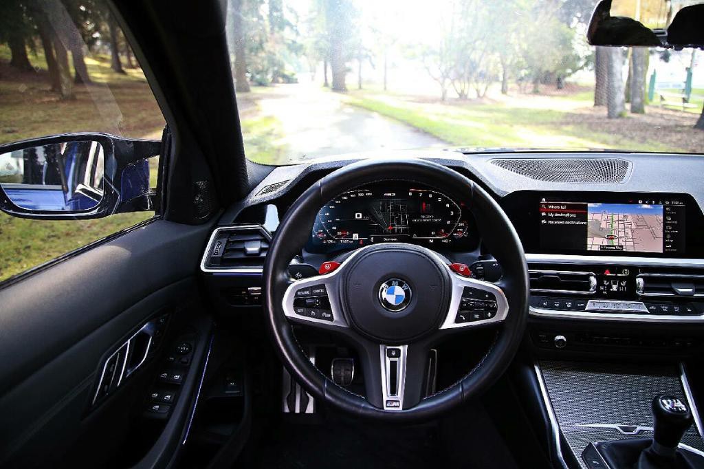 2022 BMW M3 Image 21