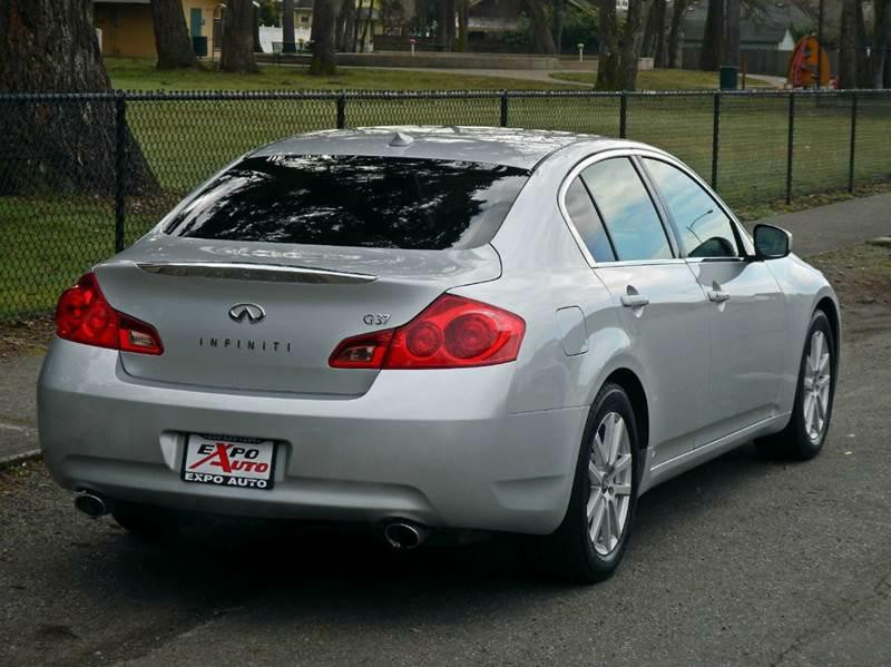 2009 INFINITI G37 Image 7