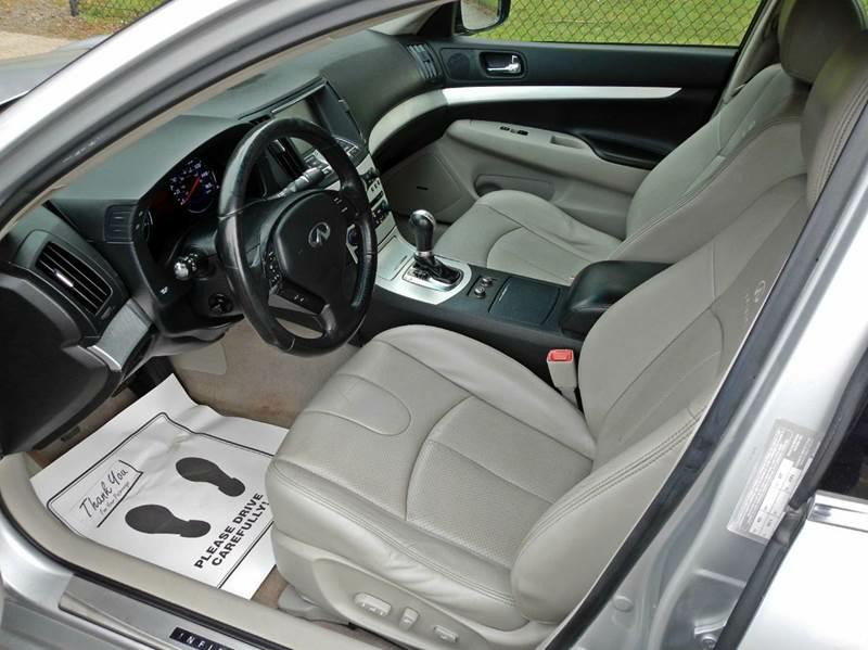 2009 INFINITI G37 Image 16