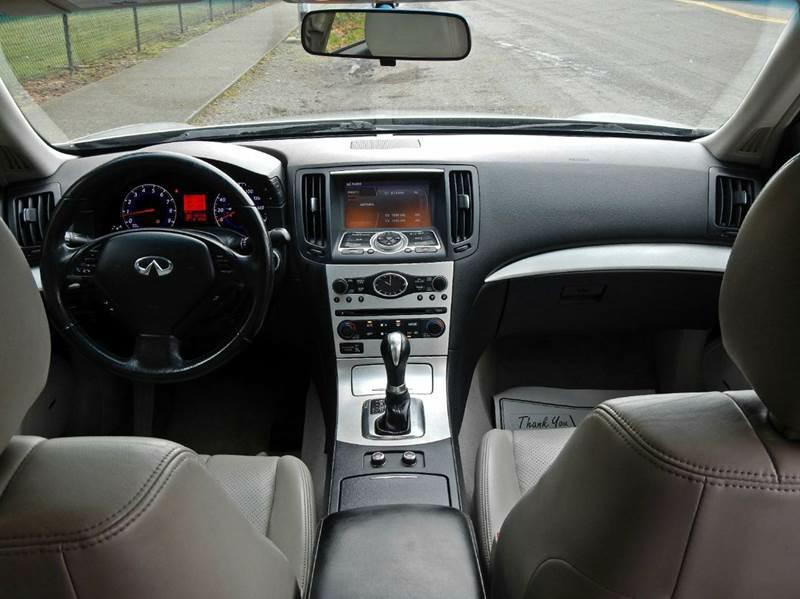 2009 INFINITI G37 Image 25