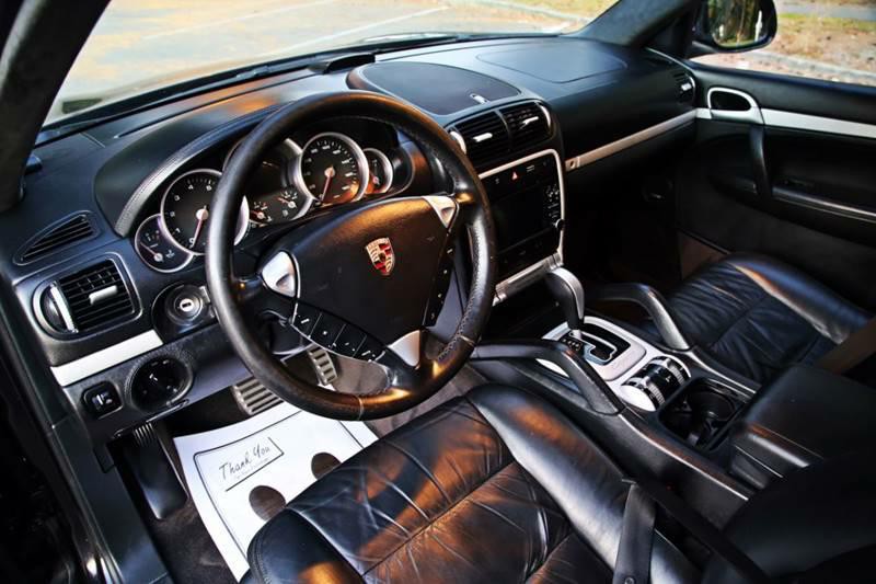 2006 Porsche Cayenne Image 14