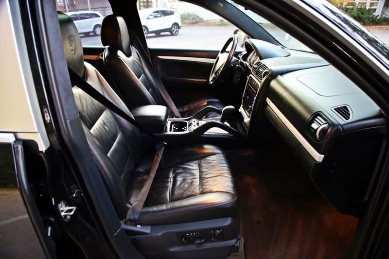 2006 Porsche Cayenne Image 17