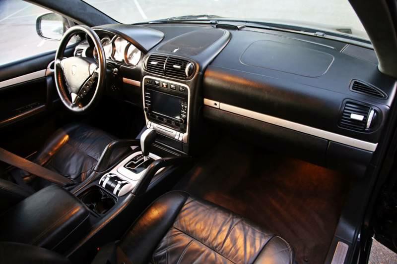 2006 Porsche Cayenne Image 18
