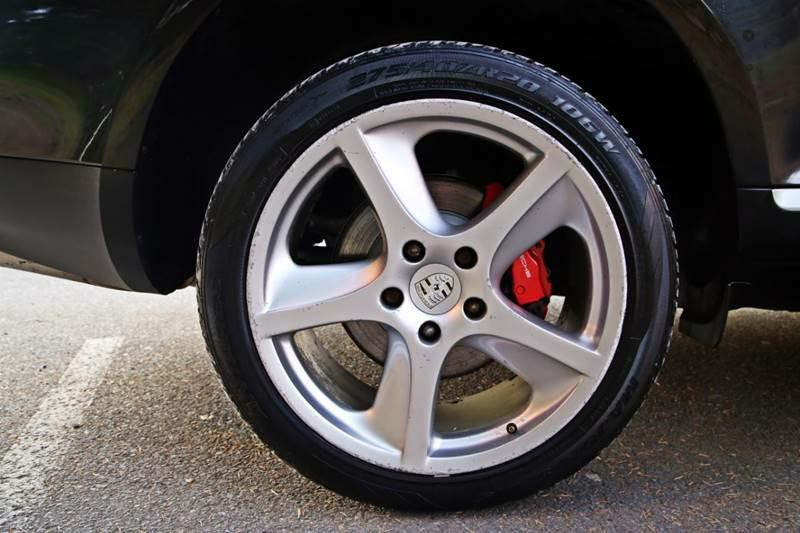2006 Porsche Cayenne Image 25