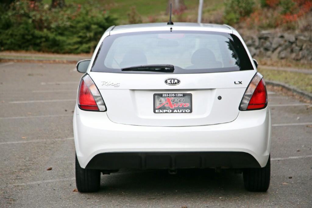 2010 Kia Rio Image 7
