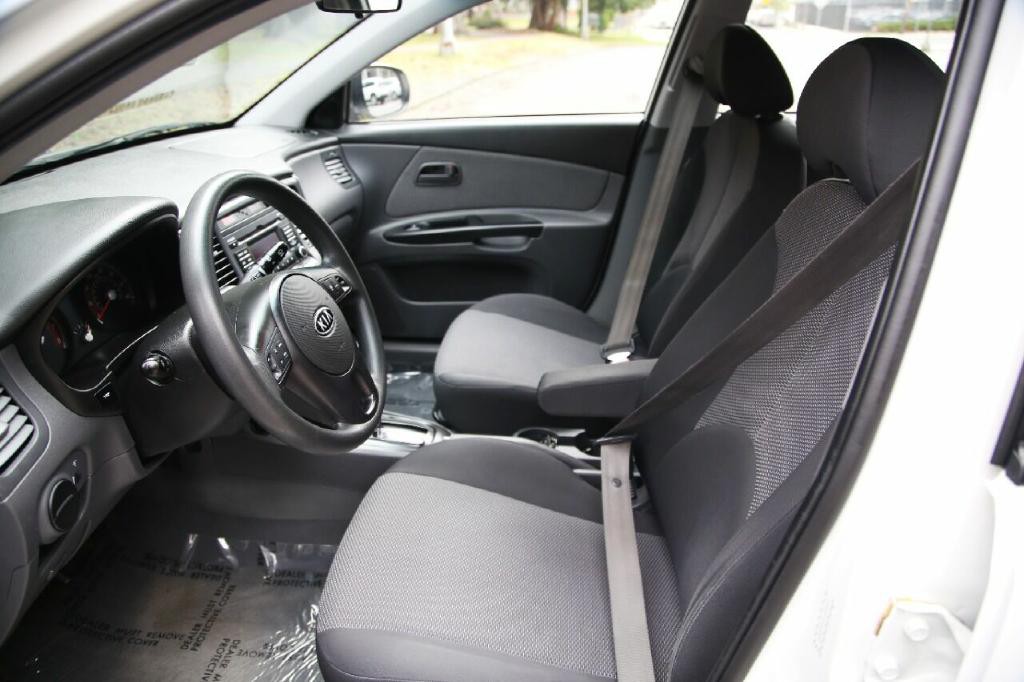 2010 Kia Rio Image 14