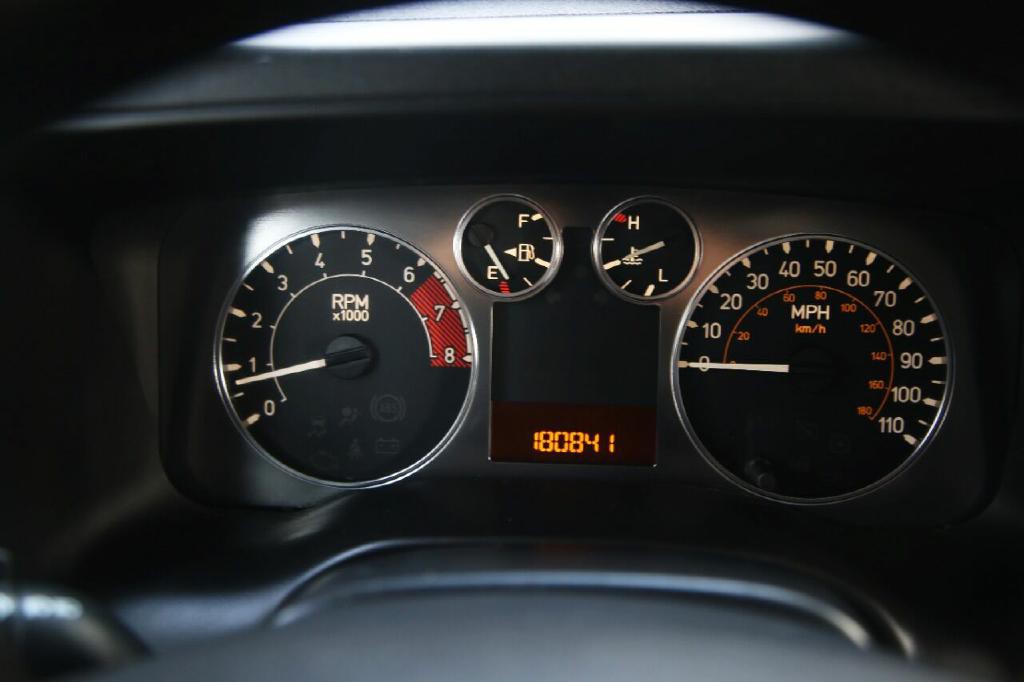 2007 HUMMER H3 Image 28