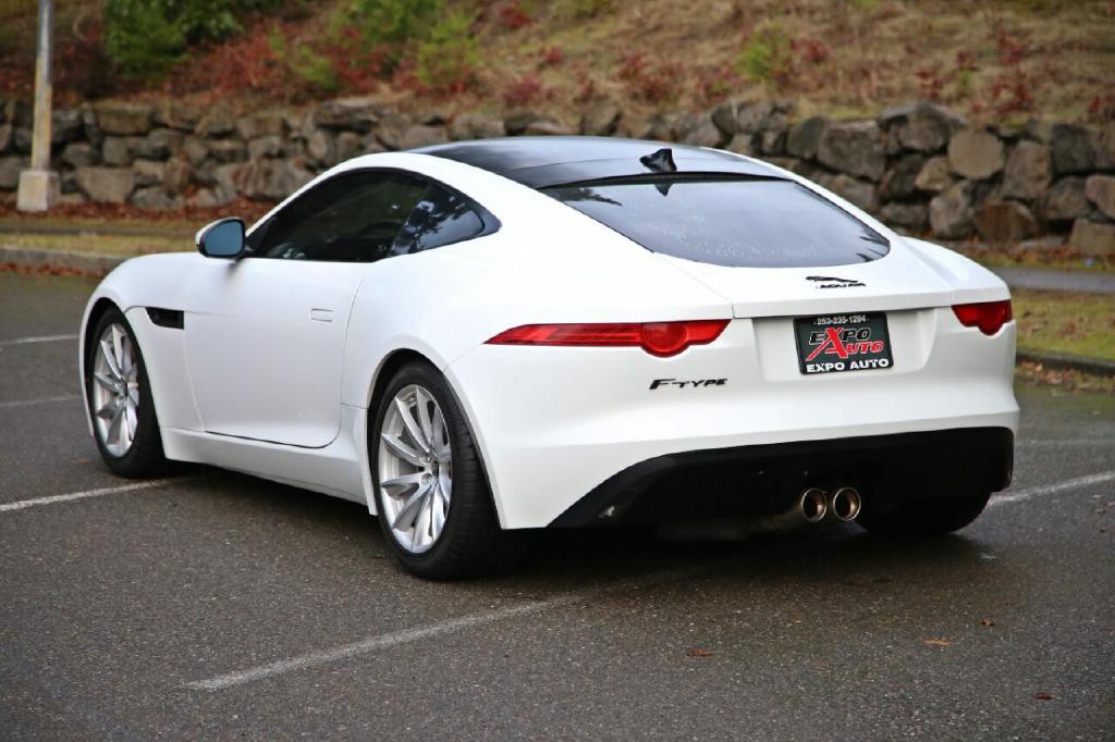 2017 Jaguar F-TYPE Image 6