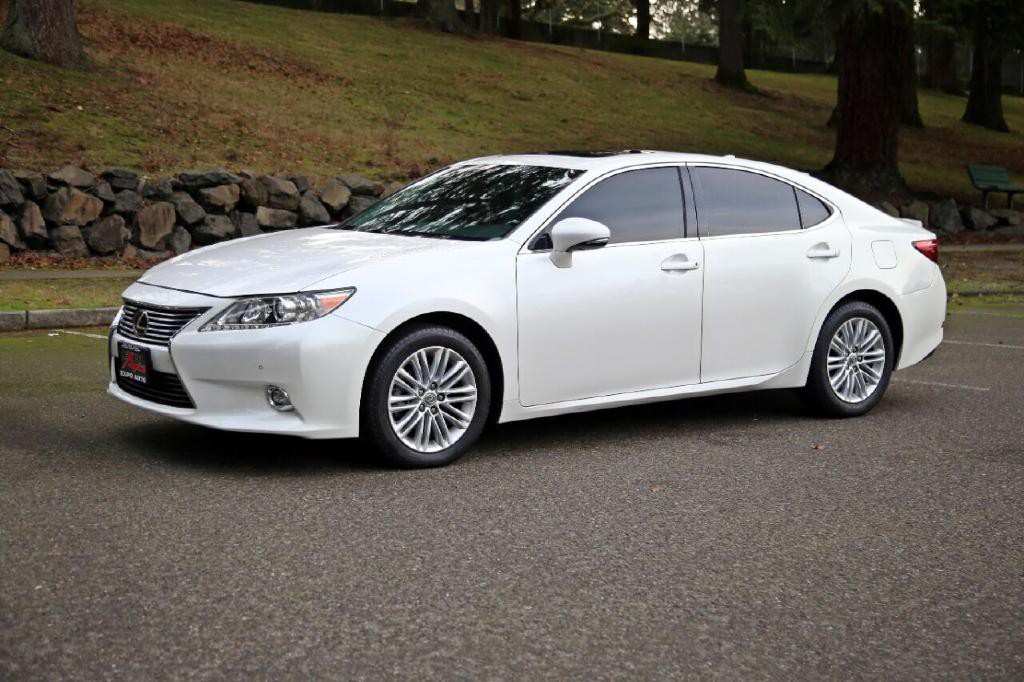 2015 Lexus ES 350 Image 3