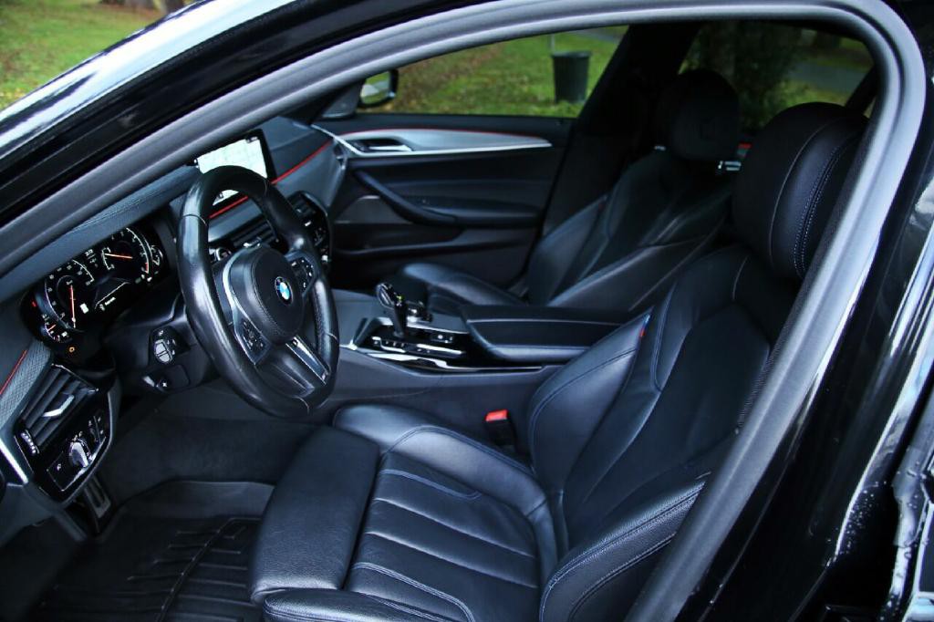 2018 BMW 5 Series Image 13
