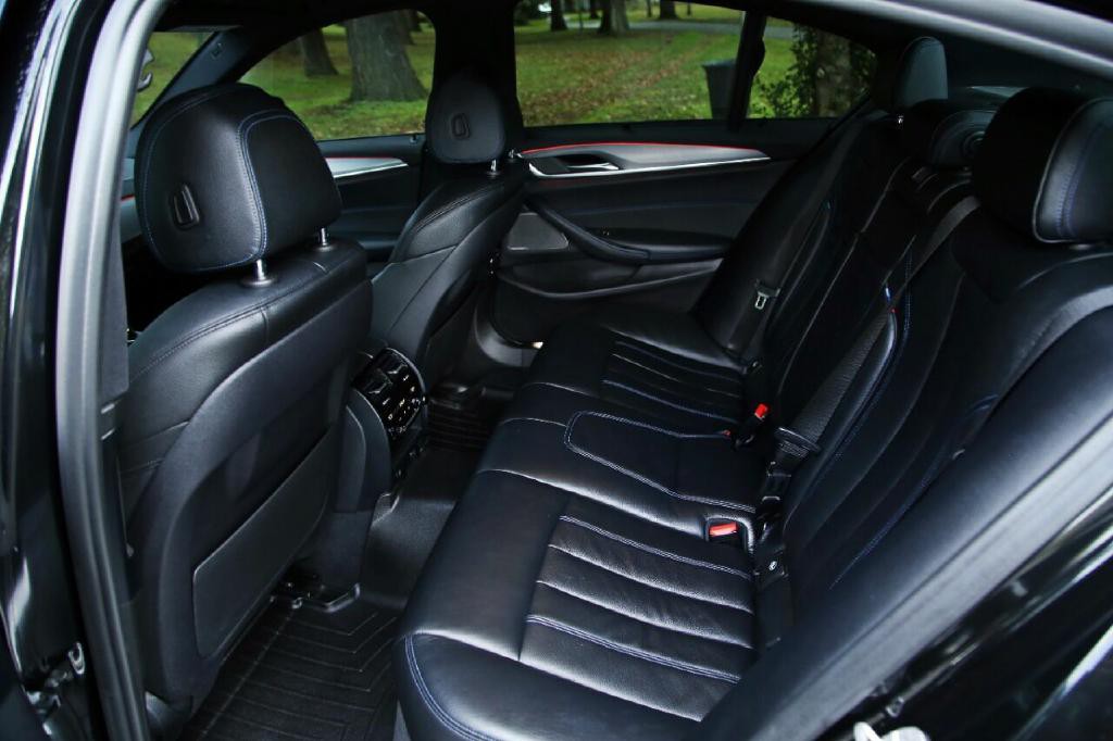 2018 BMW 5 Series Image 14