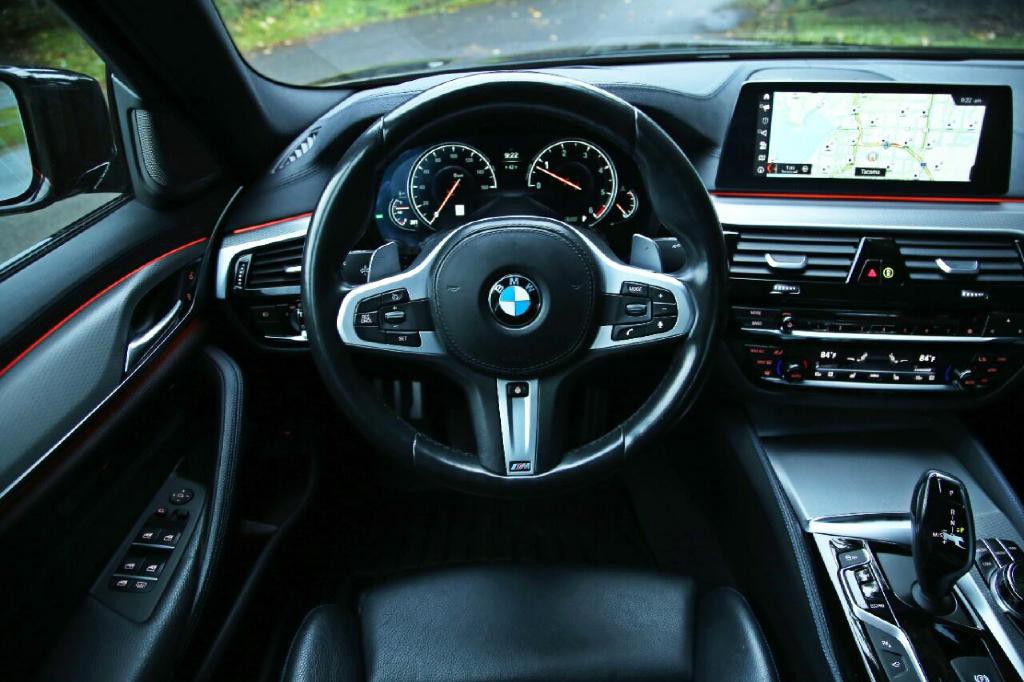 2018 BMW 5 Series Image 20
