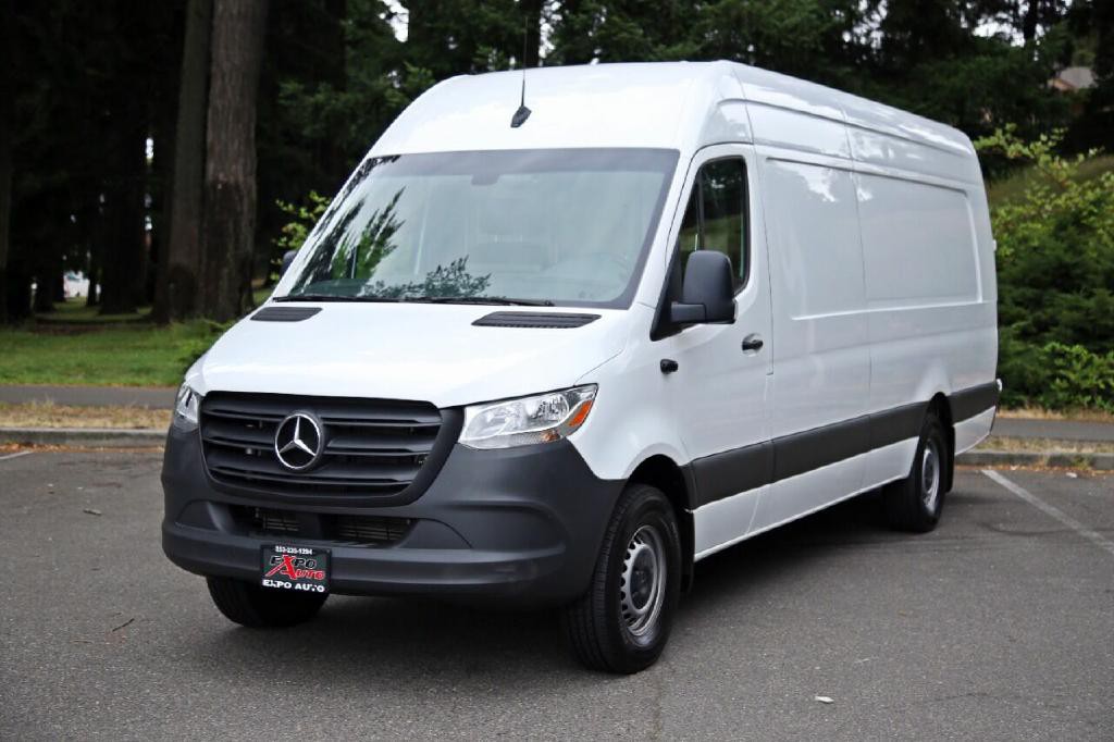 2020 Mercedes-Benz Sprinter Image 1