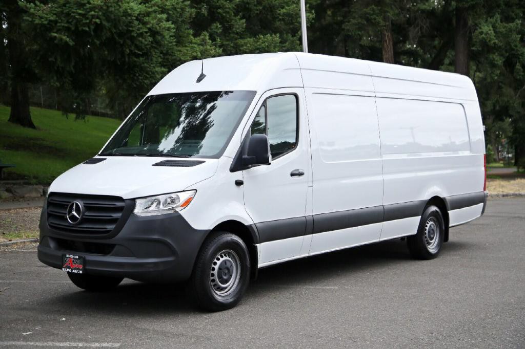 2020 Mercedes-Benz Sprinter Image 2