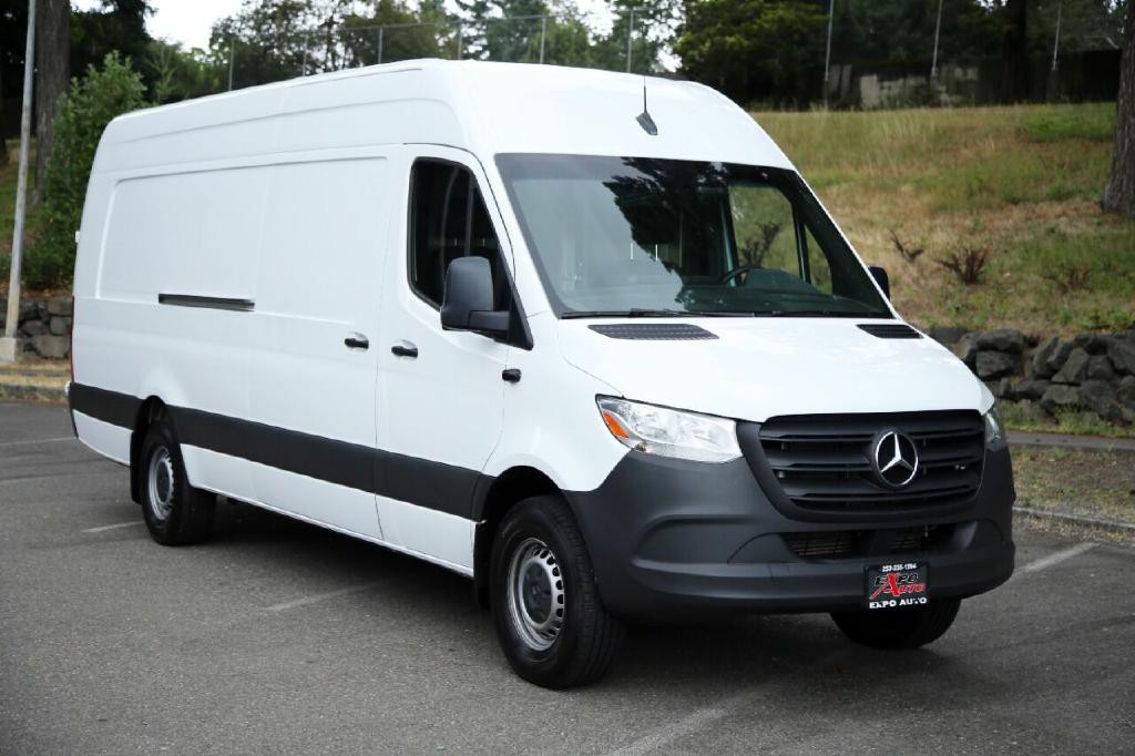 2020 Mercedes-Benz Sprinter Image 12