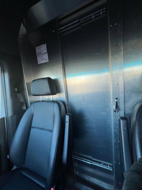 2020 Mercedes-Benz Sprinter Image 18
