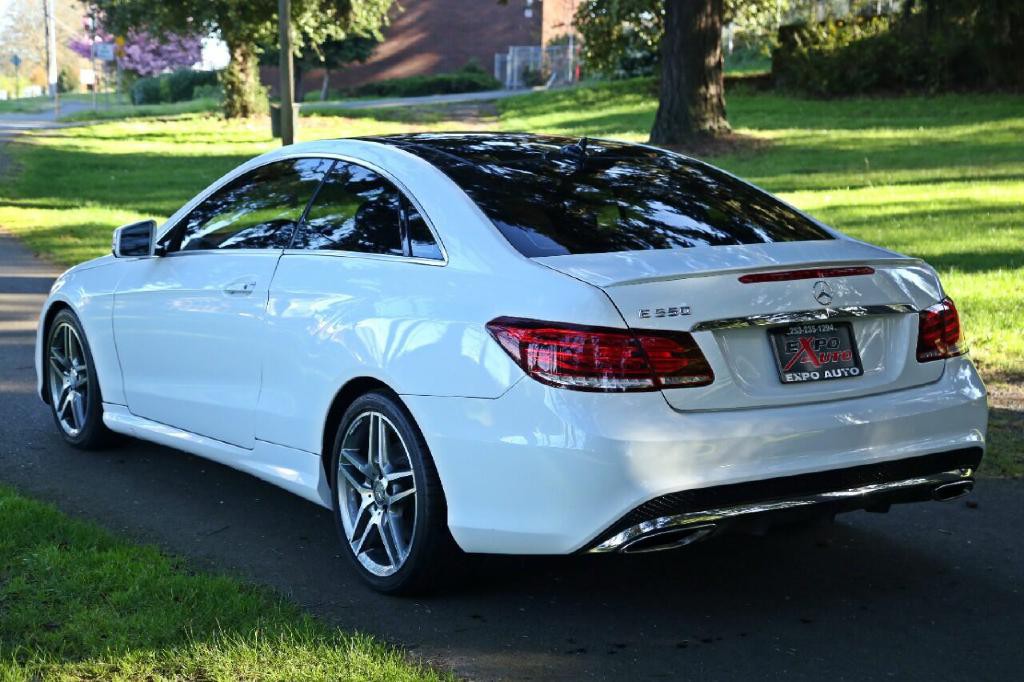 2016 Mercedes-Benz E-Class Image 5