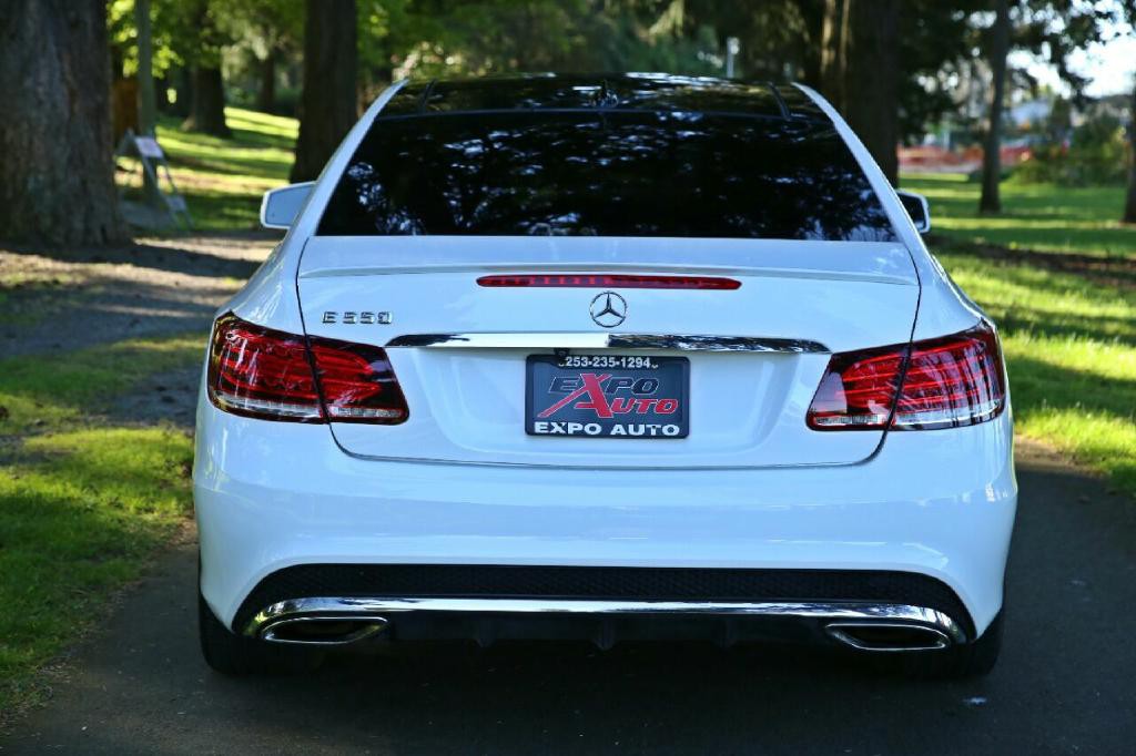 2016 Mercedes-Benz E-Class Image 6