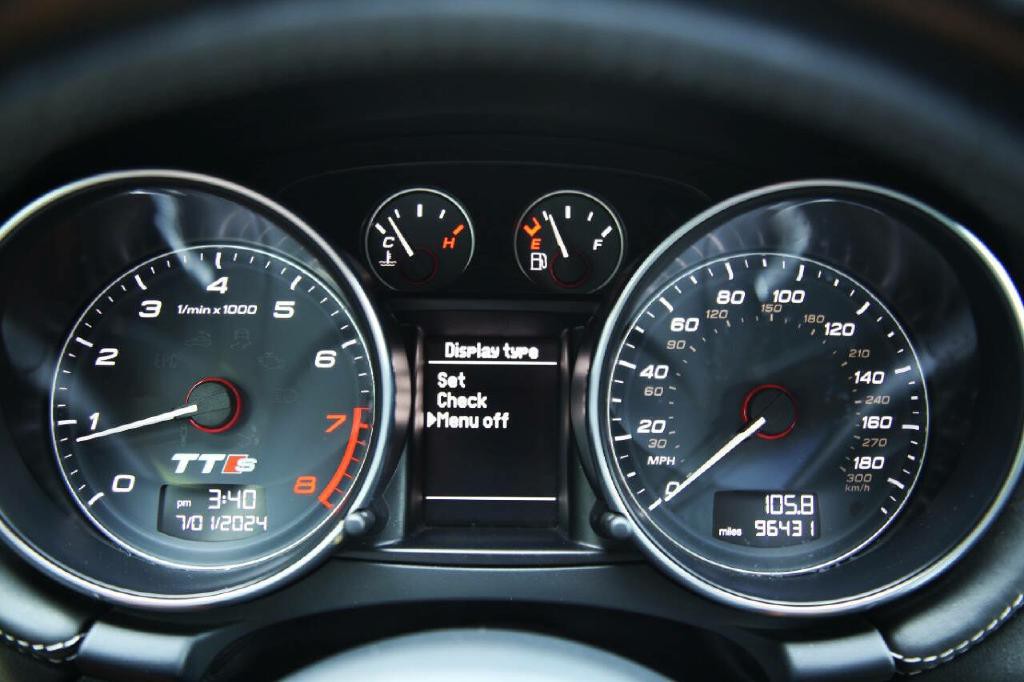 2013 Audi TT Image 24