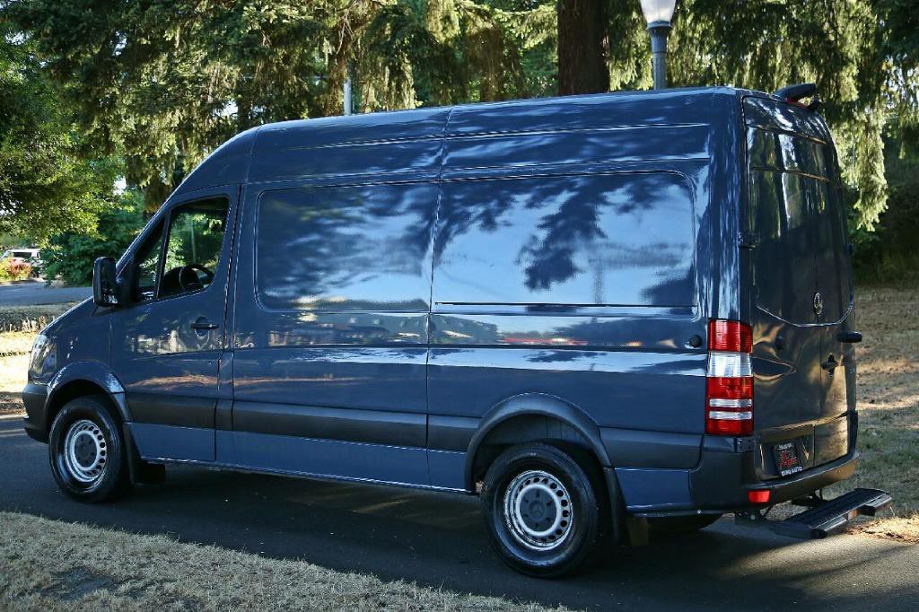 2018 Mercedes-Benz Sprinter Image 4