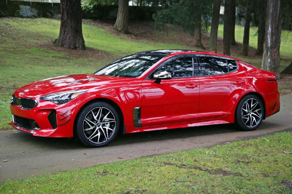 2022 Kia Stinger Image 3