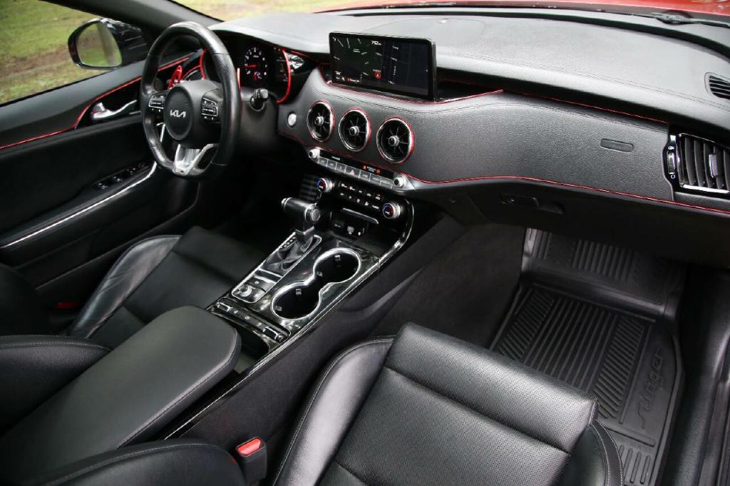 2022 Kia Stinger Image 16