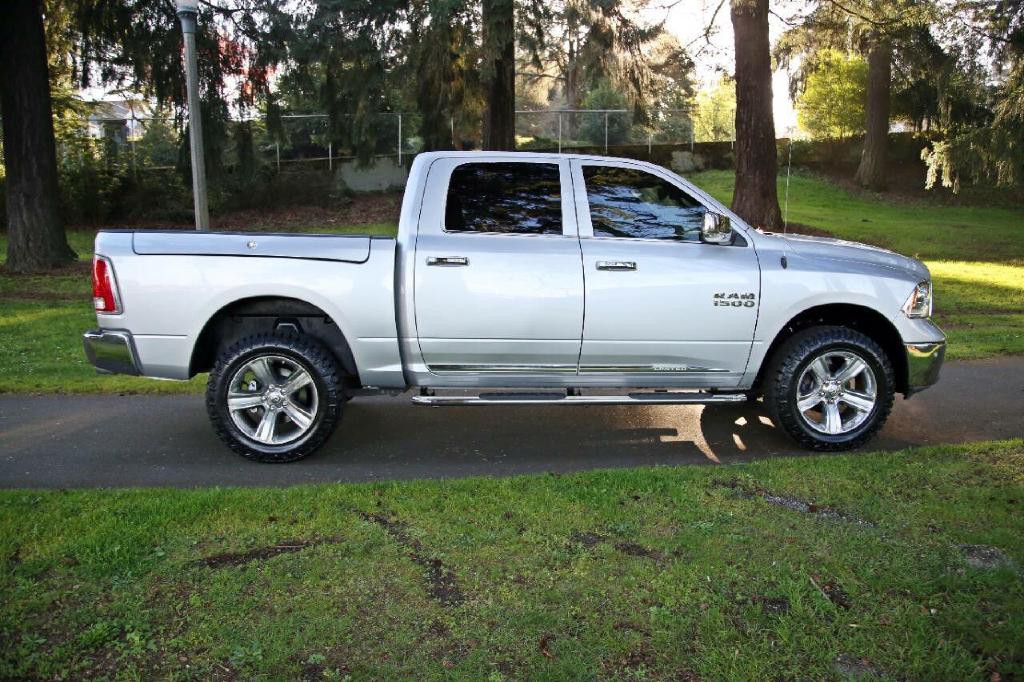 2017 RAM 1500 Image 10