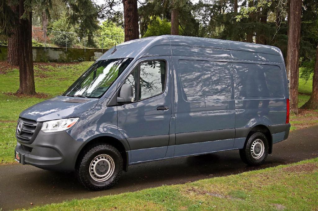 2019 Mercedes-Benz Sprinter Image 2